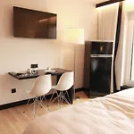 Hotel Lh By Wmm