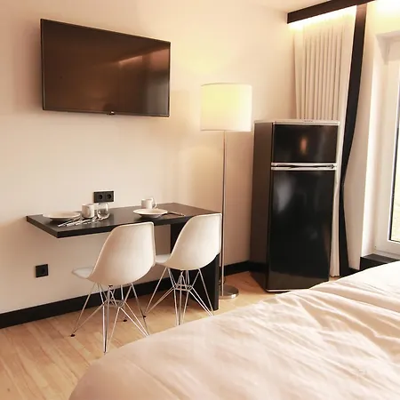Hotel Lh By Wmm