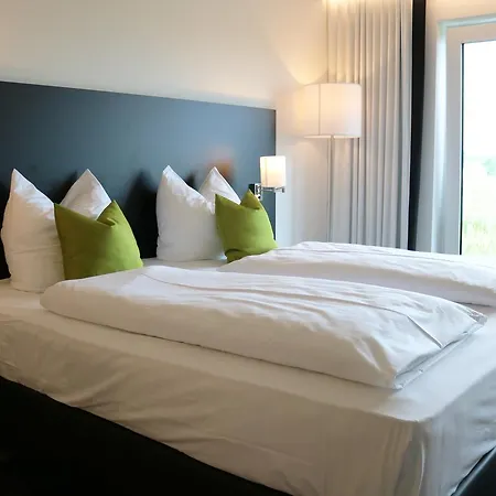 Lh By Wmm Hotel *